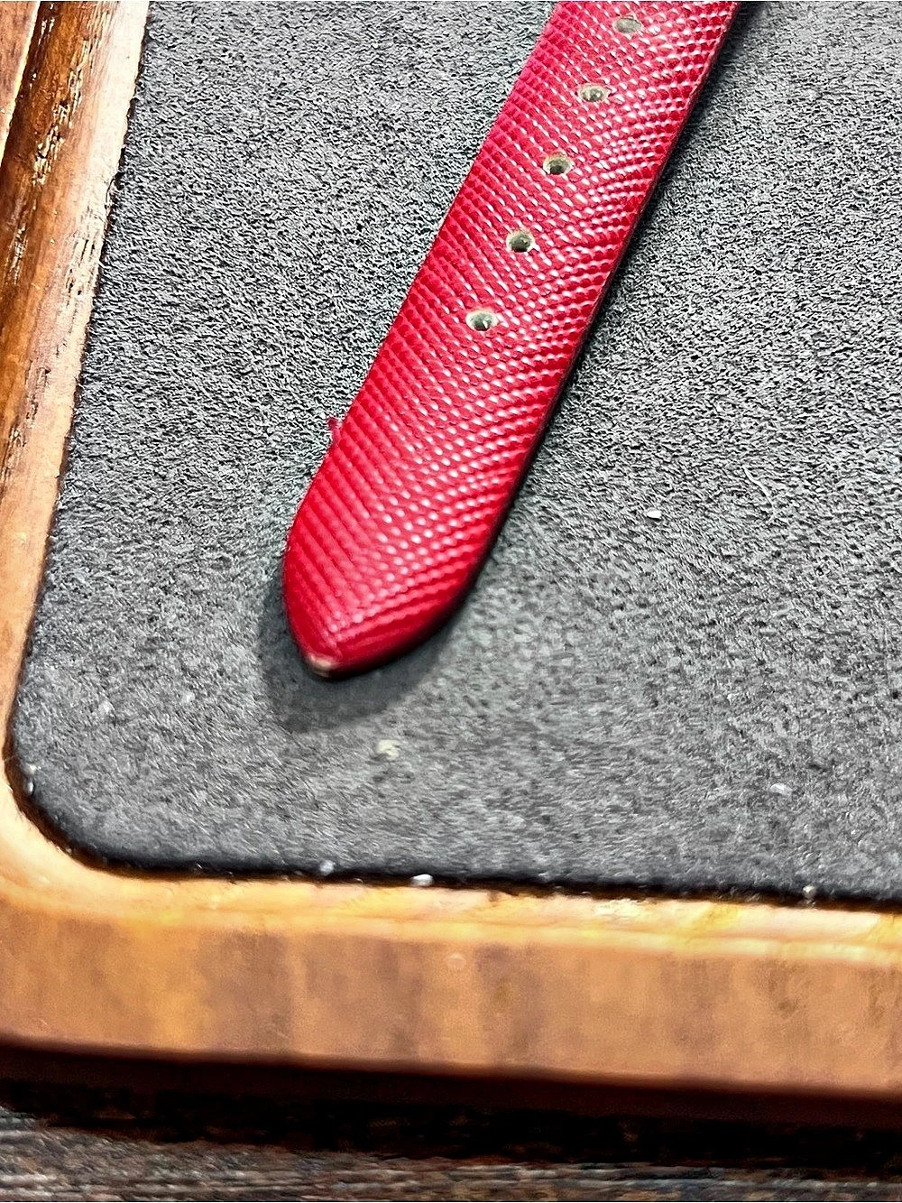 Red Abstract Dial Watch - Picture 6 of 8